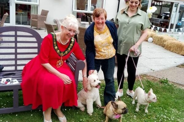 Fun Dog Show at Southlands Place to end Care Home Open Week