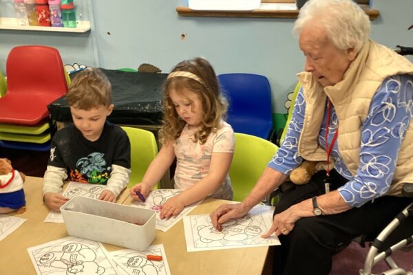 Mount Pleasant residents visit Beeches Park Day Nursery