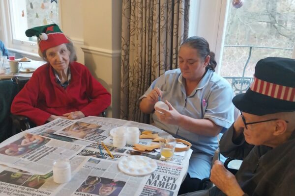 Christmas crafts at Galsworthy House